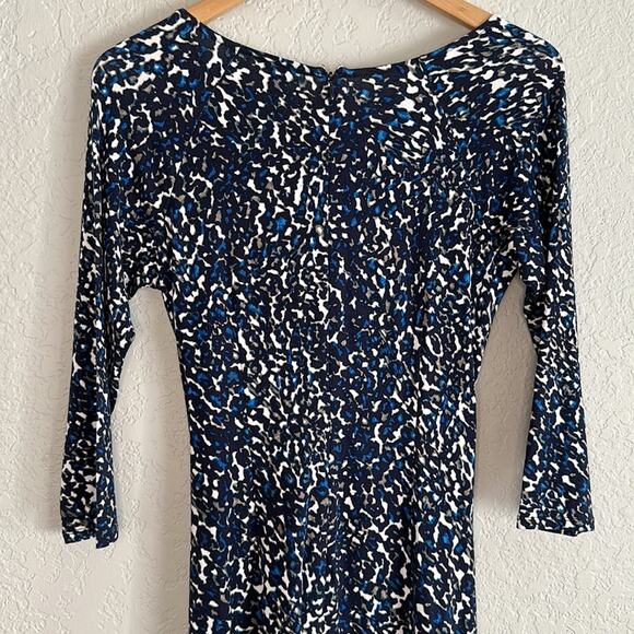 NEW Ann Taylor Faux Wrap Dress Blue Grey Watercolor V Neck Office Artsy Stretchy - Picture 5 of 5